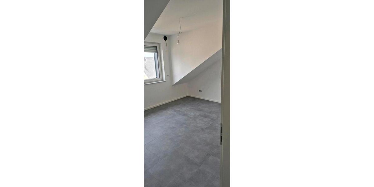 Dachgeschoßwohnung Osburg - 3 Zimmer, 82 m&sup2;, 1.064&euro; | Angebot:25197556