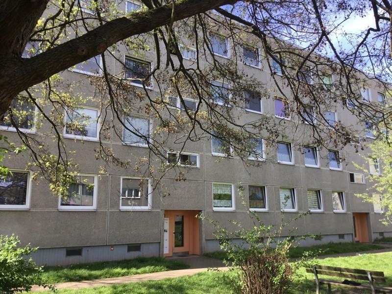 Großzügig geschnittene 3-Zimmer-Wohnung in guter Wohnlage zimmer