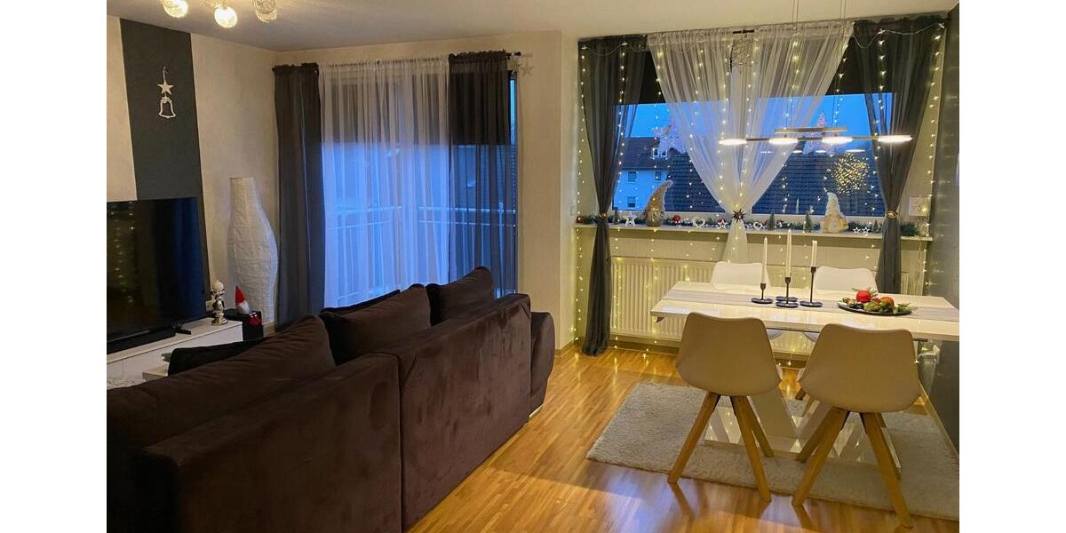 Dachgeschoßwohnung Schwalmstadt - 4 Zimmer, 88 m&sup2;, 790&euro; | Angebot:25945240