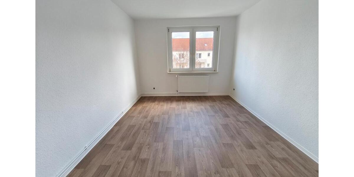 Etagenwohnung Merseburg - 2 Zimmer, 49 m&sup2;, 317&euro; | Angebot:25960072