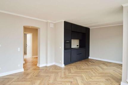 Wohlfühlen in Rodenkirchen: Lichtdurchflutete 3-Zimmerwohnung mit Balkon & moderner Einbauküche!