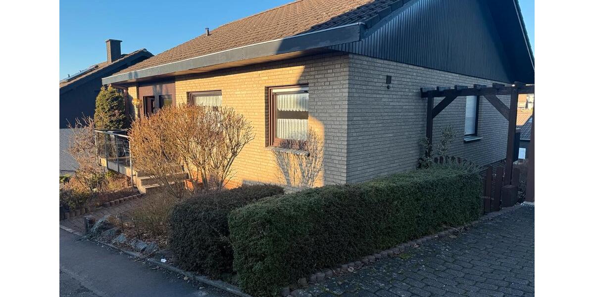 Einfamilienhaus Siegen - 4.5 Zimmer, 140 m&sup2;, 1.500&euro; | Angebot:25236174