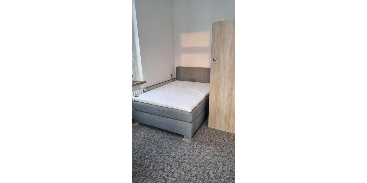 Hochparterre Bernburg (Saale) - 2 Zimmer, 30 m&sup2;, 360&euro; | Angebot:26610384