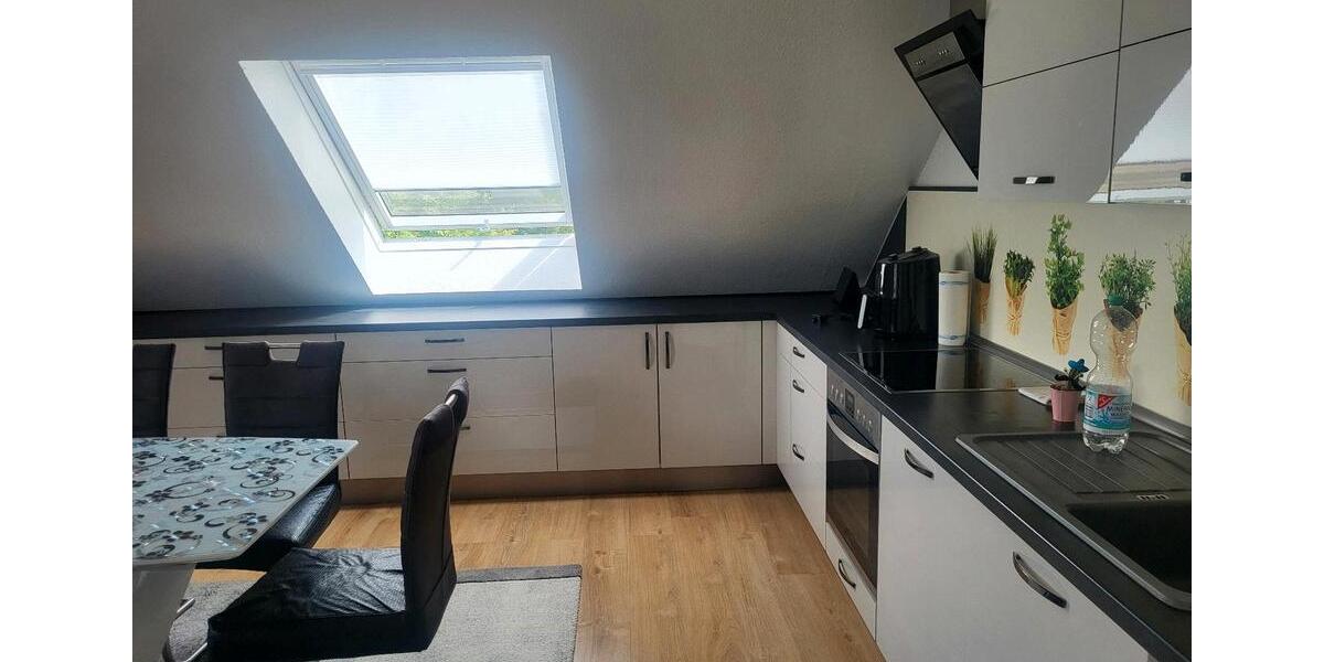 Dachgeschoßwohnung Stadtoldendorf - 2 Zimmer, 85 m&sup2;, 800&euro; | Angebot:26458007