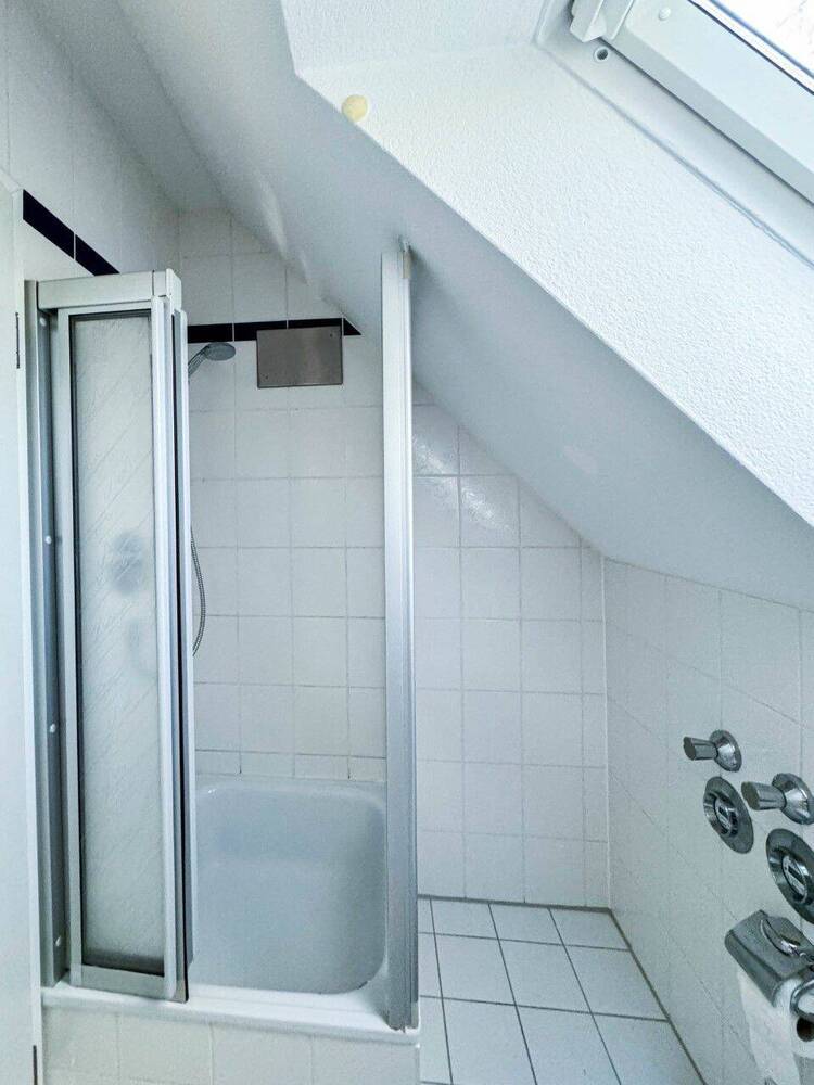 ruhig gelegene Wohnung im Grünen mit 2 Balkonen