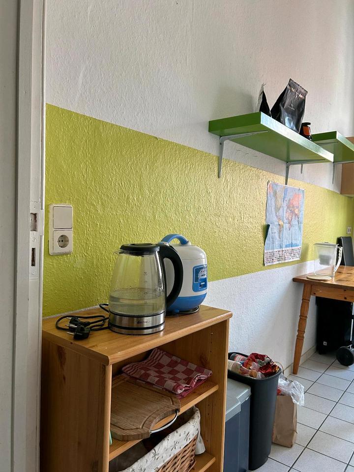 1 Zimmer in einer 3er WG