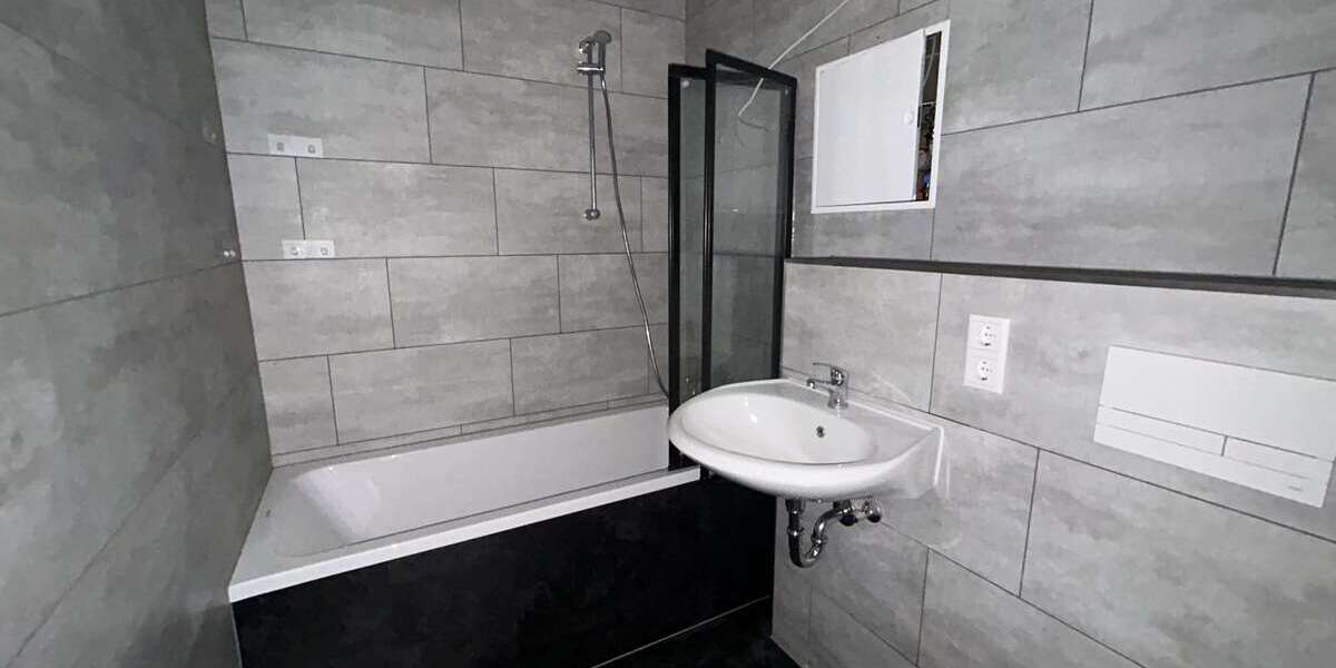 Etagenwohnung Mülsen Thurm - 3 Zimmer, 56 m&sup2;, 390&euro; | Angebot:25100367