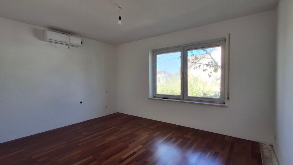 Dachgeschoßwohnung Maisach - 3 Zimmer, 99 m&sup2;, 1.540&euro; | Angebot:26315191