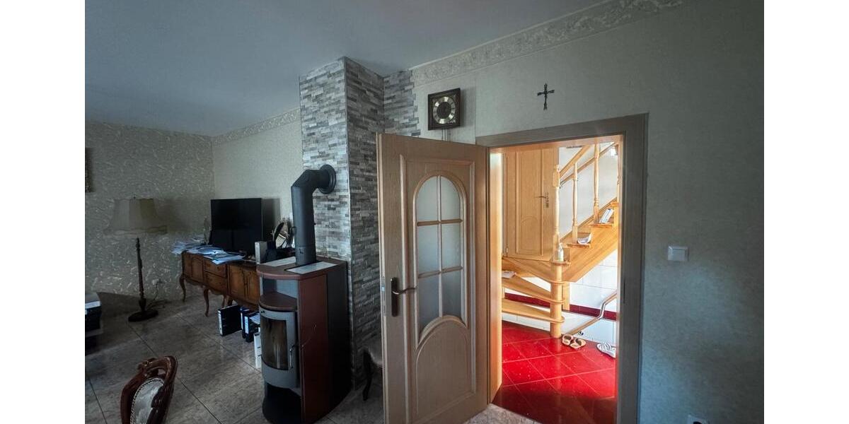 Doppelhaushälfte Neuhofen - 5 Zimmer, 1 m&sup2;, 1.950&euro; | Angebot:26356084
