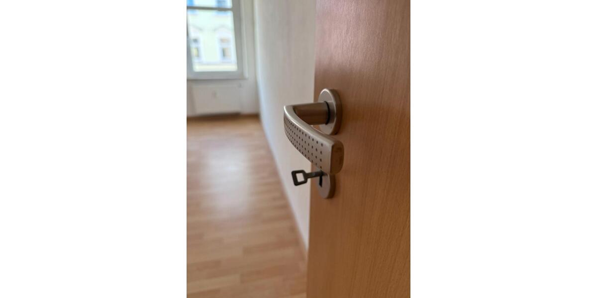 Etagenwohnung Limbach-Oberfrohna Oberfrohna - 2 Zimmer, 50 m&sup2;, 470&euro; | Angebot:26675757