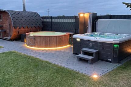 Ferienhaus für 8 Personen mit Whirlpool & Sauna 4 zimmer