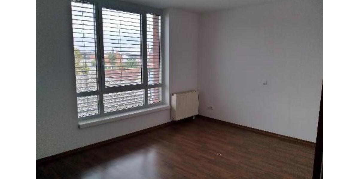 Dachgeschoßwohnung Forst (Lausitz) - 3 Zimmer, 98 m&sup2;, 735&euro; | Angebot:25366506