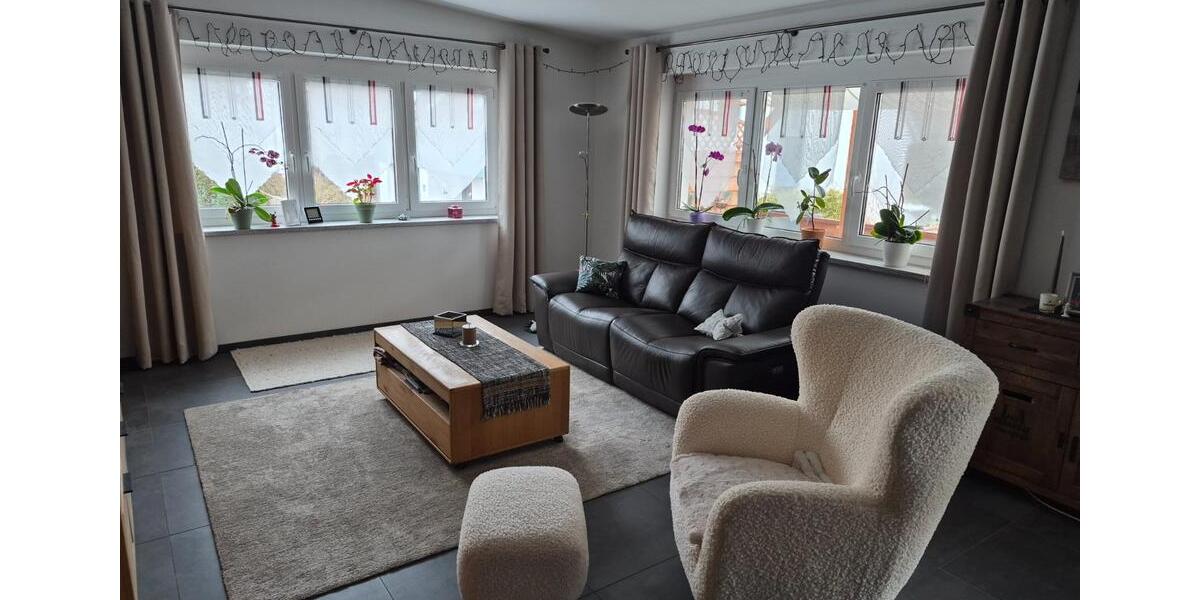 Einfamilienhaus Fürth Atzenhof - 3 Zimmer, 125 m&sup2;, 1.300&euro; | Angebot:26272540