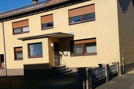 Wohnen auf Zeit Northeim - 3 Zimmer, 100 m&sup2;, 45&euro; | Angebot:26139892