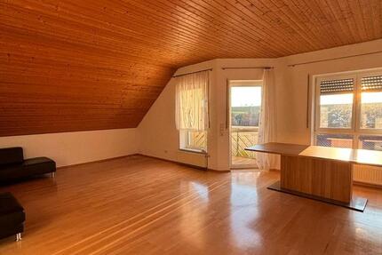 Helle 4-Zimmer Wohnung, 112qm, ruhige Ortsrandlage, Vermietung 4 zimmer