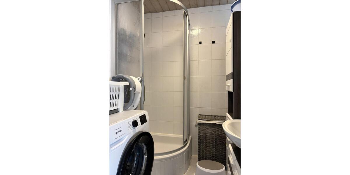 Lichtdurchflutete 4,5-Zimmer-Wohnung mit großzügigem Balkon und Einzelgarage 4.5 zimmer