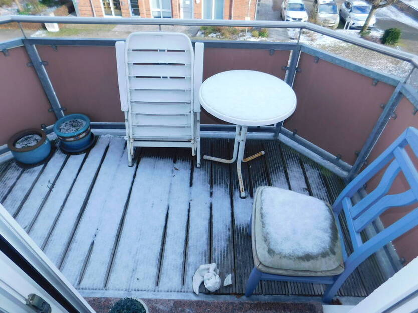 Helle, schöne 2-Zimmer-Wohnung im 2. OG mit Balkon im Lindenhof in Barrien!