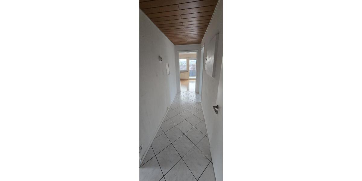 Einfamilienhaus Aach - 6 Zimmer, 220 m&sup2;, 2.000&euro; | Angebot:25420869