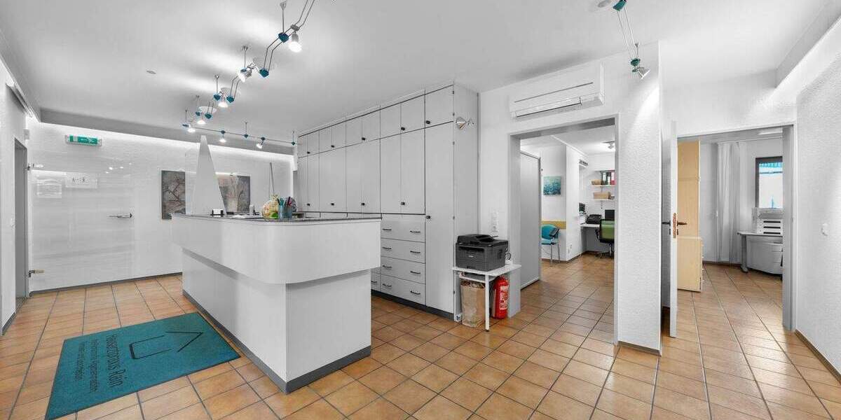 Gewerbeobjekt Rain - 5 Zimmer, 135 m&sup2;, 1.080&euro; | Angebot:25800184