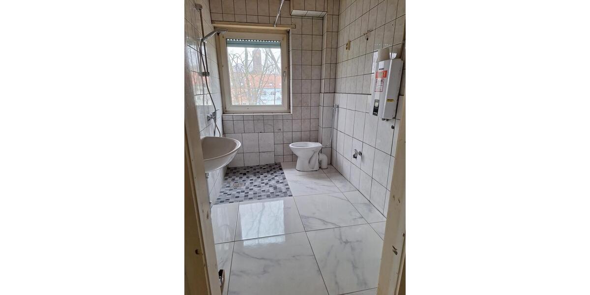 Erdgeschoßwohnung Saarbrücken West - 2 Zimmer, 50 m&sup2;, 430&euro; | Angebot:25103296