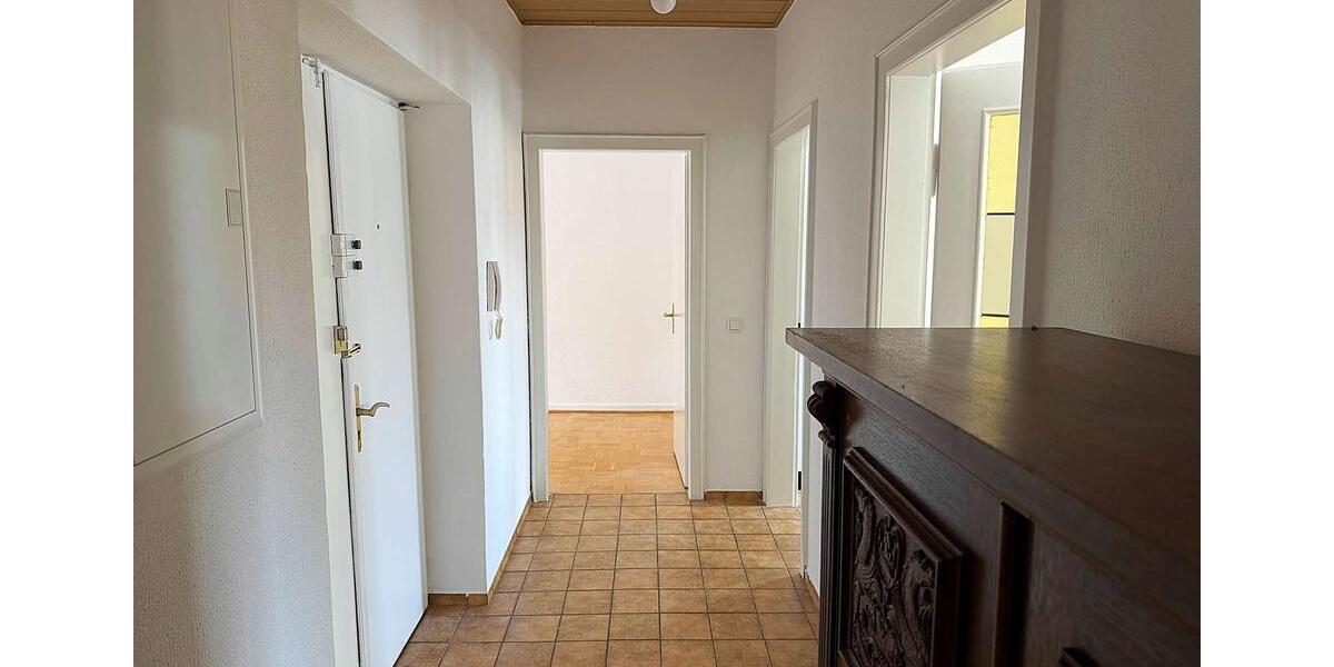 Etagenwohnung Dortmund Innenstadt Nord - 3 Zimmer, 110 m&sup2;, 700&euro; | Angebot:26198686
