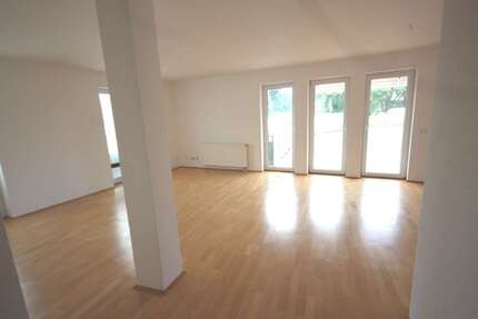 Wohnung zum Mieten in Düsseldorf 1.456 € 104 m² 3 zimmer