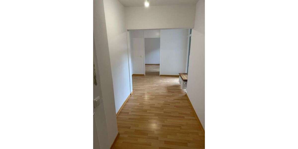 Etagenwohnung Hamburg Winterhude - 2 Zimmer, 81 m&sup2;, 1.315&euro; | Angebot:27280168