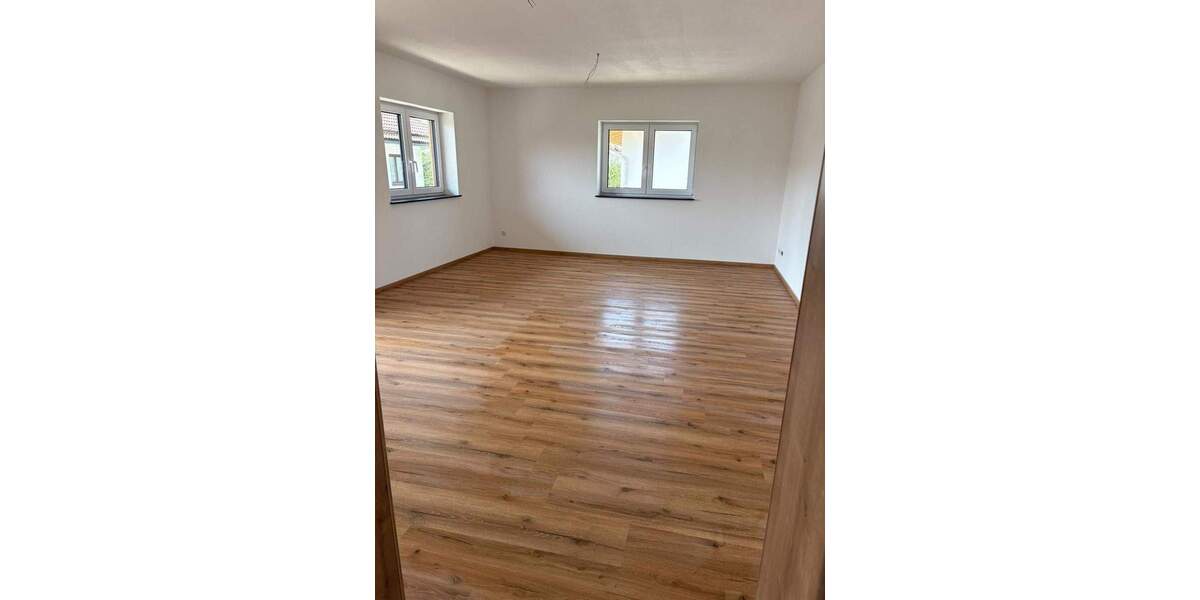 Etagenwohnung Penzberg - 4 Zimmer, 130 m&sup2;, 2.100&euro; | Angebot:24793540