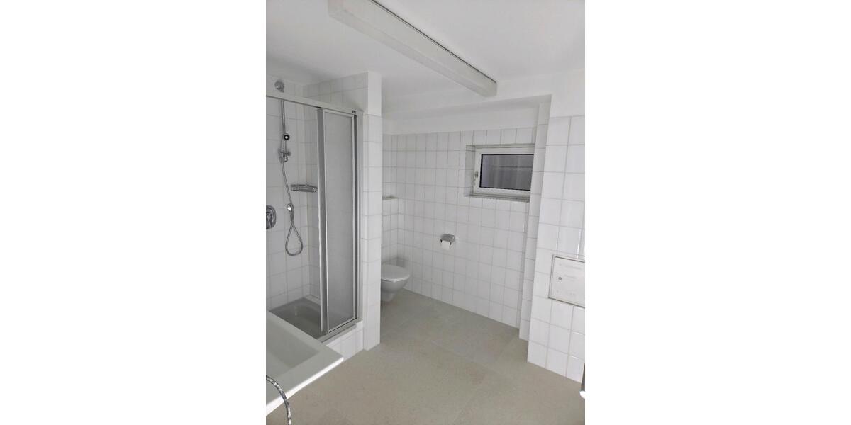 Erdgeschoßwohnung Nürtingen - 1 Zimmer, 42 m&sup2;, 590&euro; | Angebot:26603043
