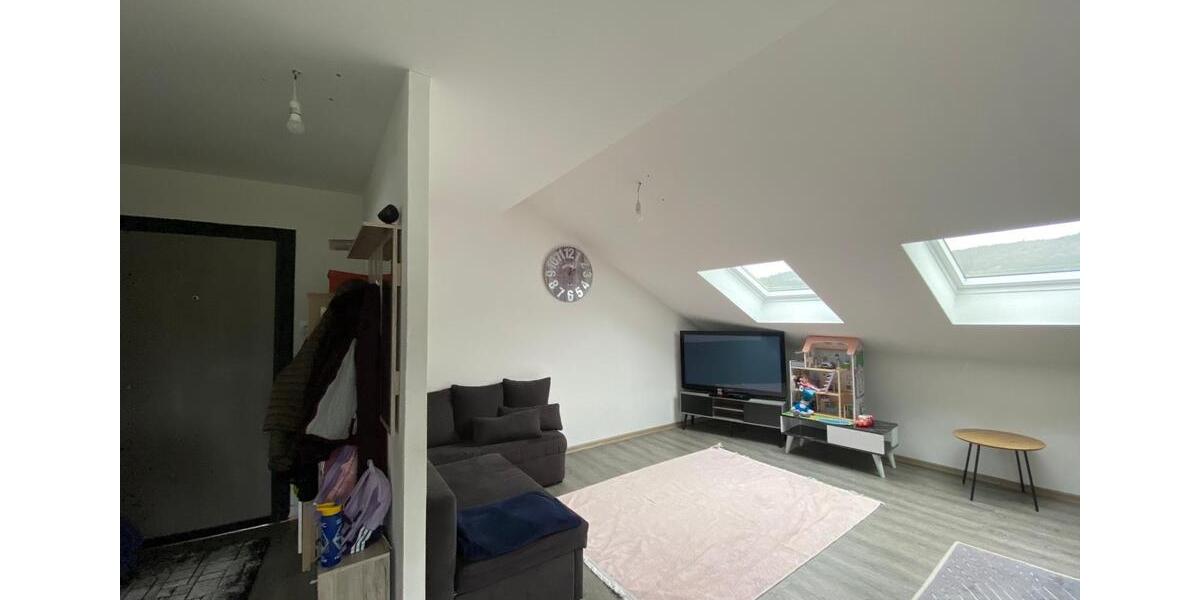 Dachgeschoßwohnung Wächtersbach - 2 Zimmer, 55 m&sup2;, 550&euro; | Angebot:26238012