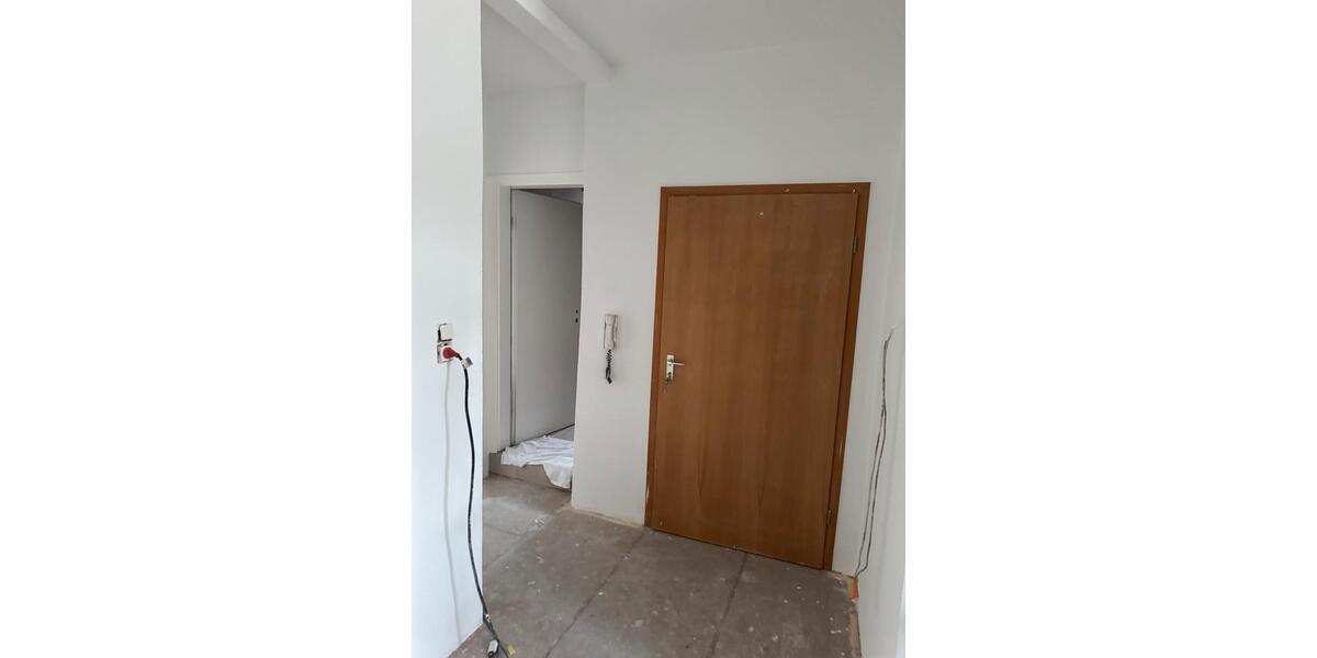 Dachgeschoßwohnung Backnang - 3 Zimmer, 73 m&sup2;, 1.050&euro; | Angebot:26519410