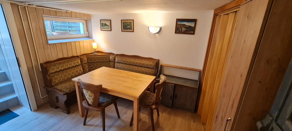 Wohnen auf Zeit Potsdam Babelsberg - 4 Zimmer, 100 m&sup2;, 1.000&euro; | Angebot:24558123