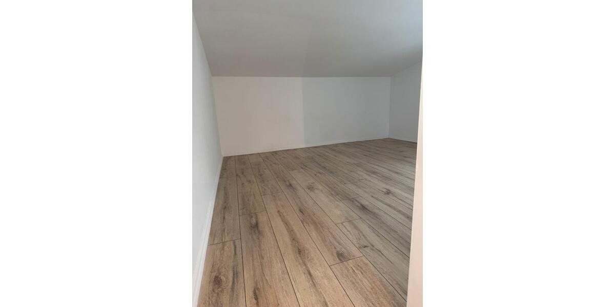 Erdgeschoßwohnung Ilmenau - 1 Zimmer, 28 m&sup2;, 344&euro; | Angebot:25994960