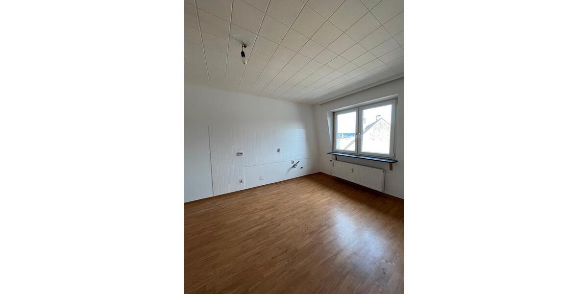 Dachgeschoßwohnung Sankt Ingbert - 2 Zimmer, 70 m&sup2;, 525&euro; | Angebot:25264448