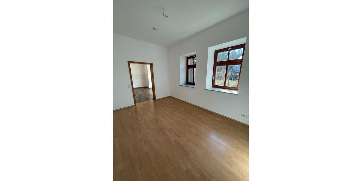 Erdgeschoßwohnung Zschopau - 2 Zimmer, 71 m&sup2;, 599&euro; | Angebot:25270640