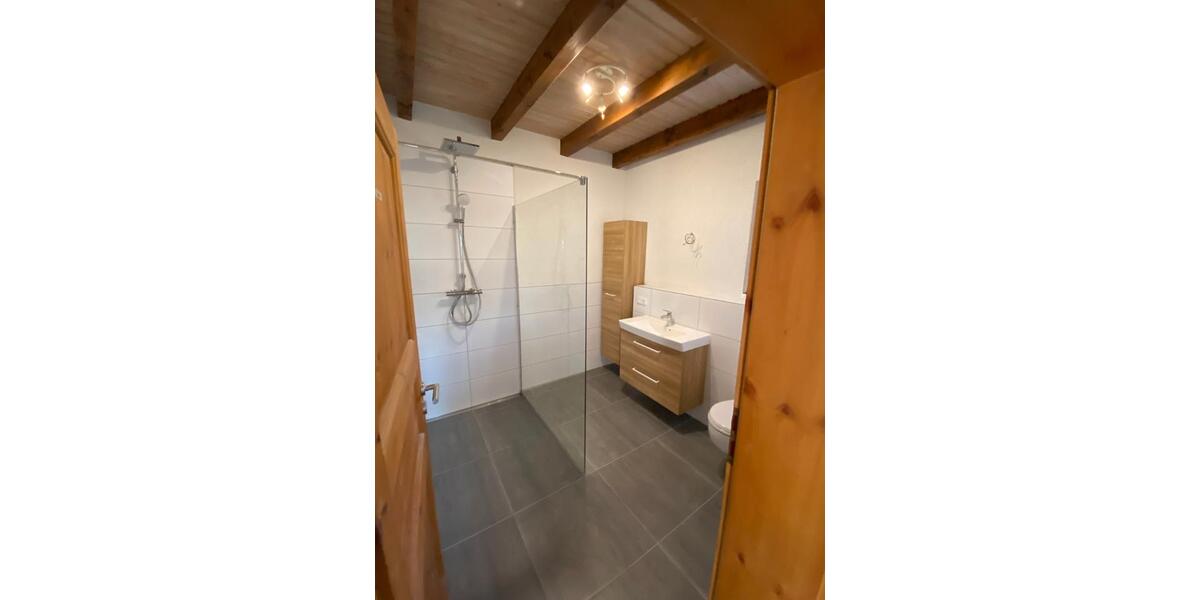Etagenwohnung Idstein - 4 Zimmer, 130 m&sup2;, 1.300&euro; | Angebot:26482961