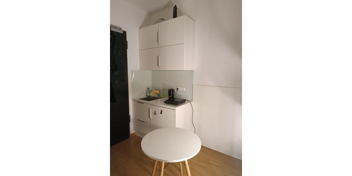 Etagenwohnung Regensburg Kumpfmühl - 1 Zimmer, 21 m&sup2;, 690&euro; | Angebot:25402300