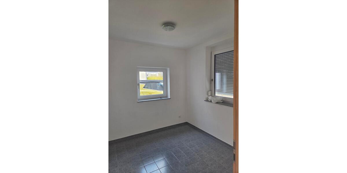 Mehrfamilienhaus, Wohnhaus Biberach an der Riß - 6 Zimmer, 200 m&sup2;, 2.000&euro; | Angebot:25840552