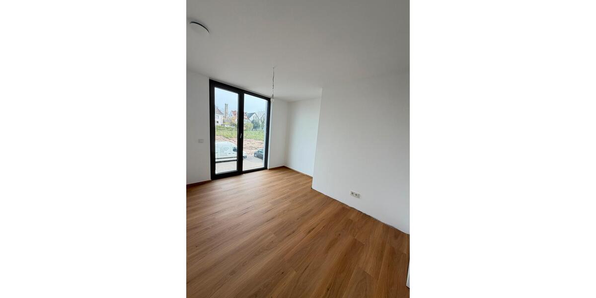 Maisonettenwohnung Saarbrücken Malstatt - 5 Zimmer, 120 m&sup2;, 1.760&euro; | Angebot:26224525