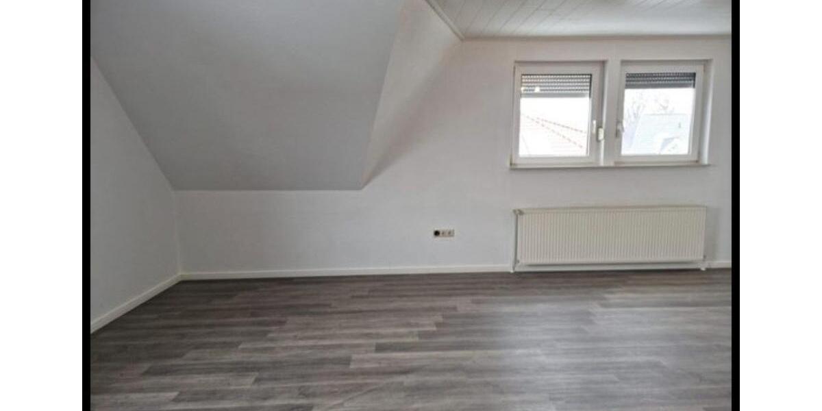 Etagenwohnung Saterland - 3 Zimmer, 100 m&sup2;, 800&euro; | Angebot:26450240