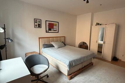 Wohnen auf Zeit Düsseldorf Oberbilk - 1 Zimmer, 15 m&sup2;, 800&euro; | Angebot:25797997