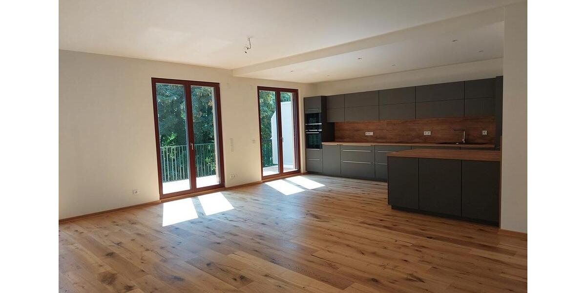 Etagenwohnung Markkleeberg - 4 Zimmer, 132 m&sup2;, 1.835&euro; | Angebot:26223313