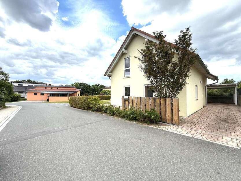 Haus zum Mieten in Wilhelmsdorf 1.591 € 113.5 m²