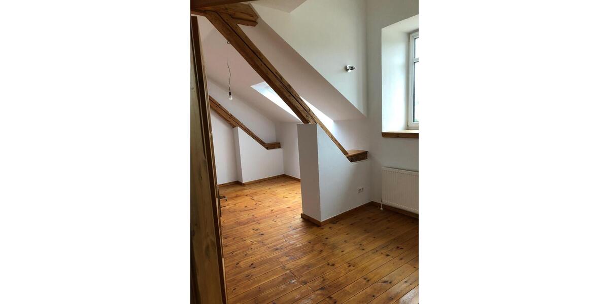 Dachgeschoßwohnung Alzey - 3 Zimmer, 71 m&sup2;, 600&euro; | Angebot:25852597