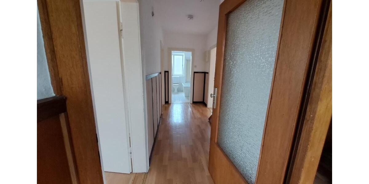 Etagenwohnung Holzminden - 3 Zimmer, 80 m&sup2;, 500&euro; | Angebot:26586143