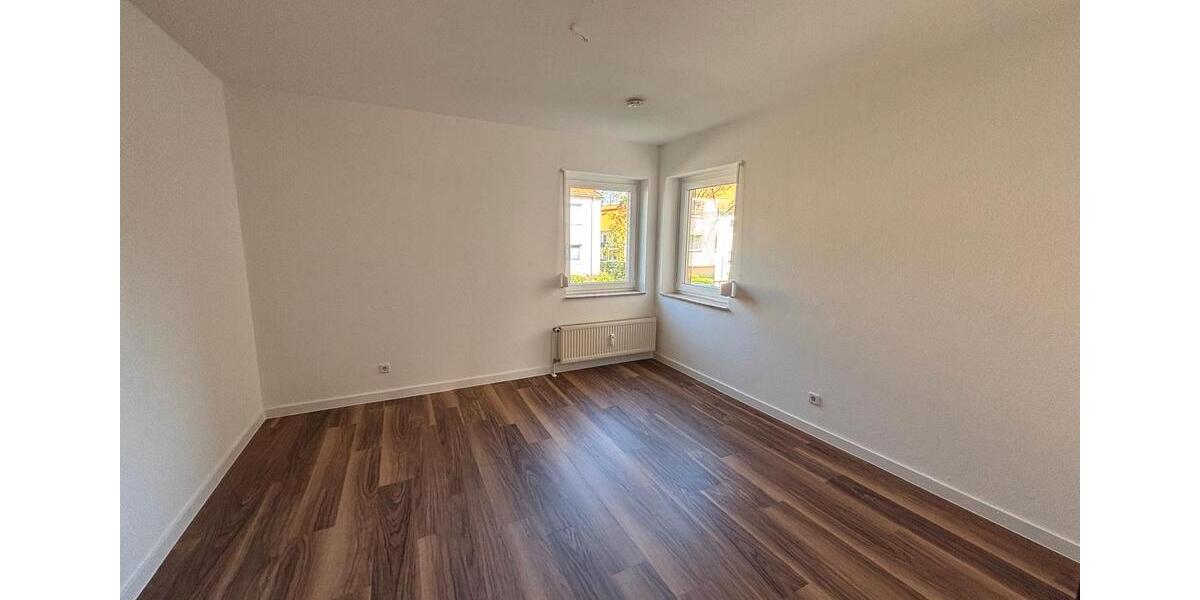 Erdgeschoßwohnung Bernburg (Saale) - 3 Zimmer, 88 m&sup2;, 700&euro; | Angebot:26284947