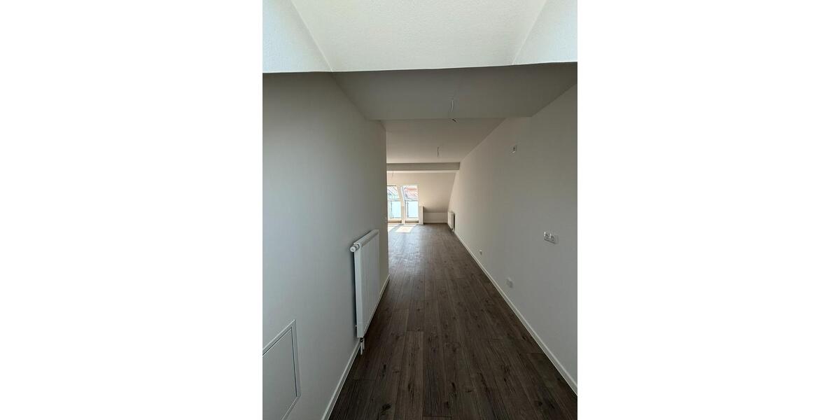 Erstbezug! 123 Zimmer Wohnung zur Verfügung 3 zimmer