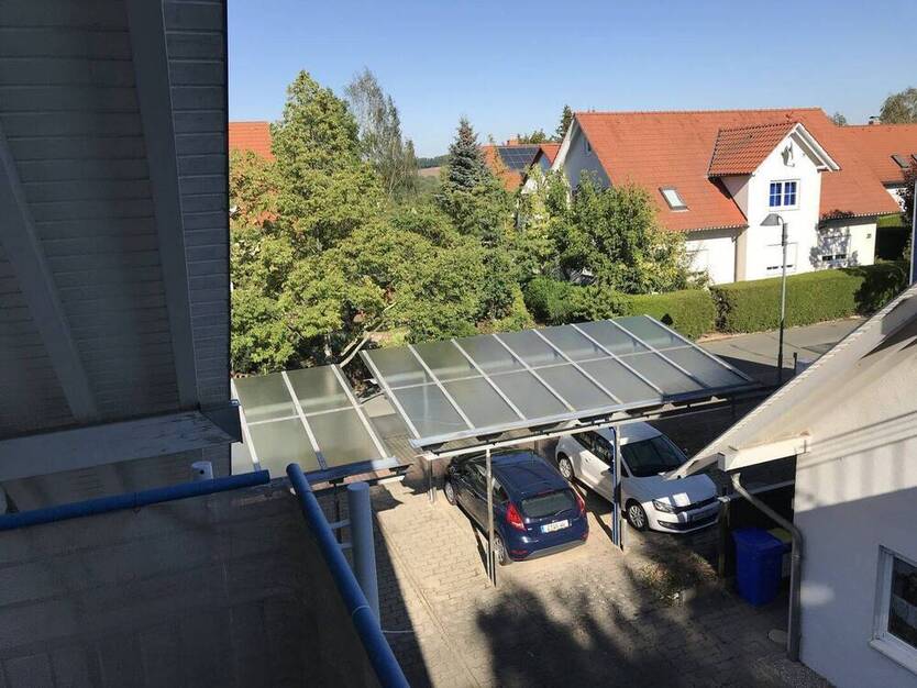 Schöne 1-RaumWohnung mit Balkon, Stpl. und EBK in ruhiger Wohnsiedlung!