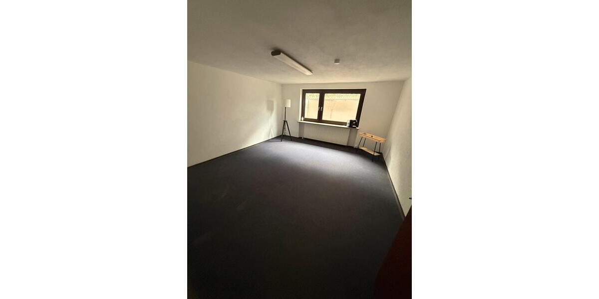 Gewerbeobjekt Fürth Eigenes Heim - 1.000&euro; | Angebot:25875902