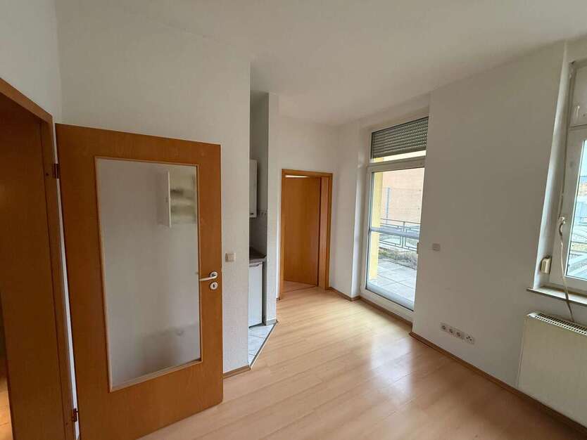 Wohnung zum Mieten in Greiz 235 € 31.15 m² 2 zimmer